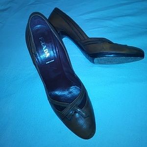 Prada Shoes size 39